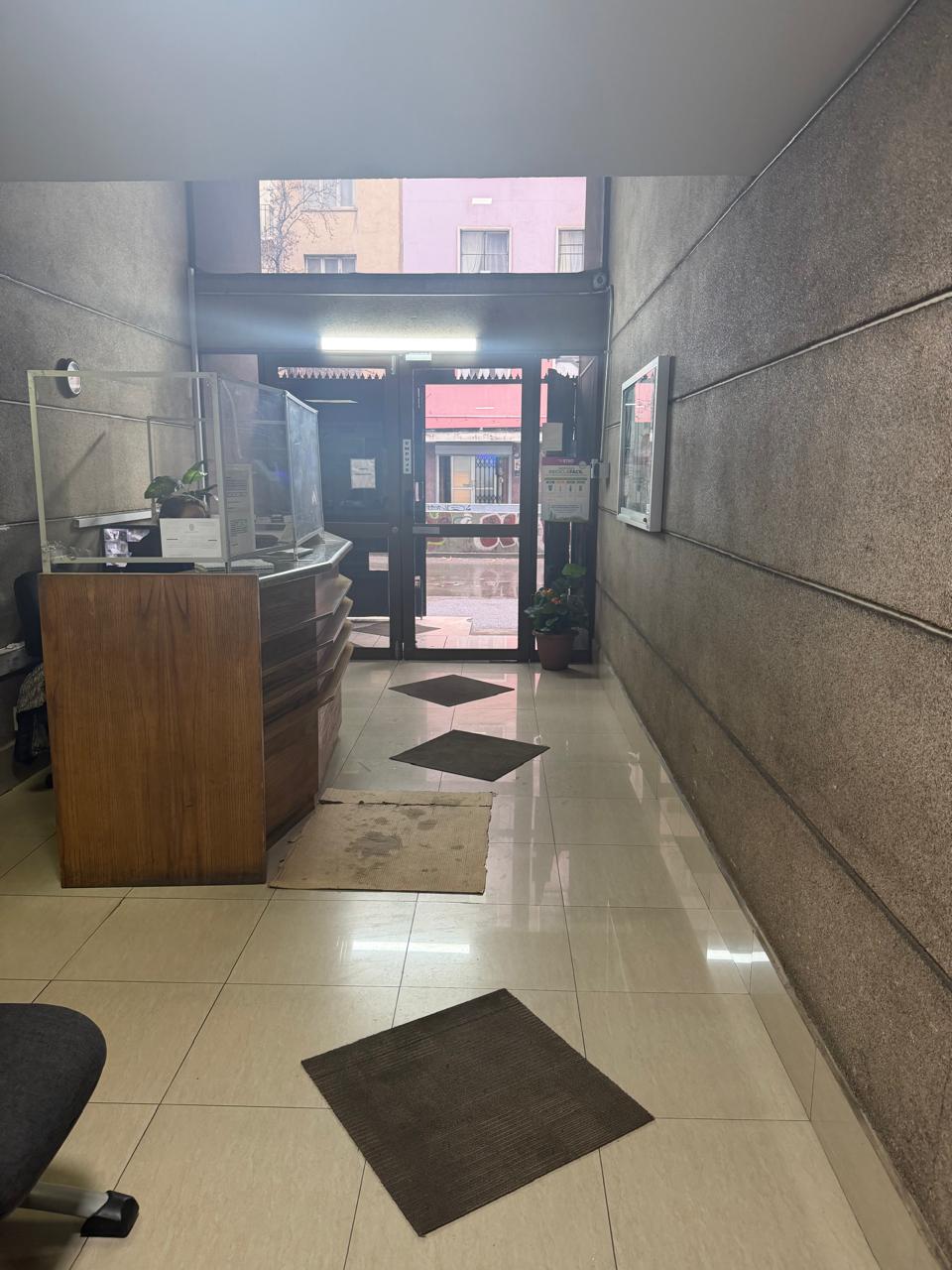 HOUNDPROPIEDADES ARRIENDA OFICINA EN SANTIAGO CENTRO